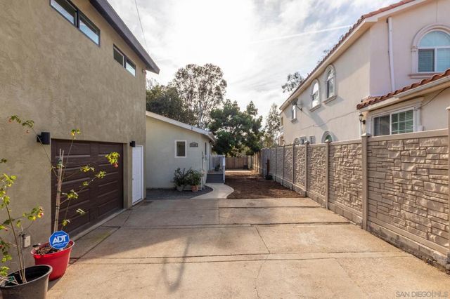 1718 1720 Westinghouse St, San Diego, CA 92111