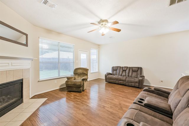 22022 Willow Downs Drive, Tomball, TX 77375