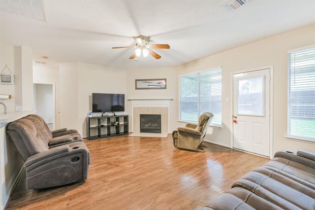 22022 Willow Downs Drive, Tomball, TX 77375