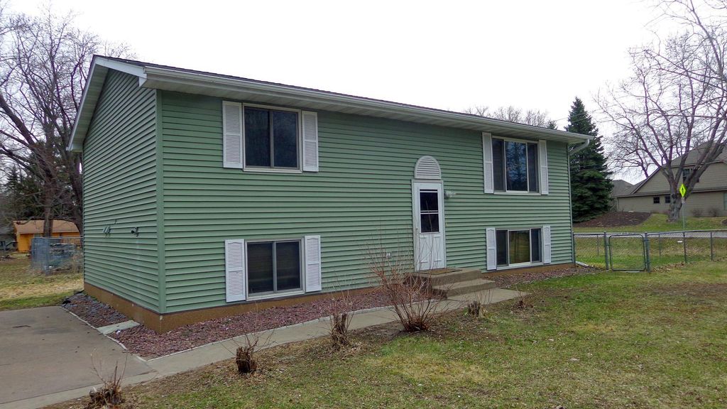 5347 Portland Avenue, White Bear Twp, MN 55110 — photo 2