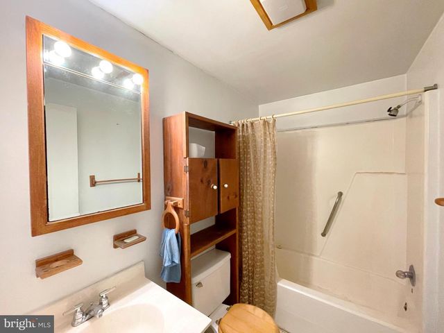 11414 FORT WASHINGTON RD, Fort Washington, MD 20744