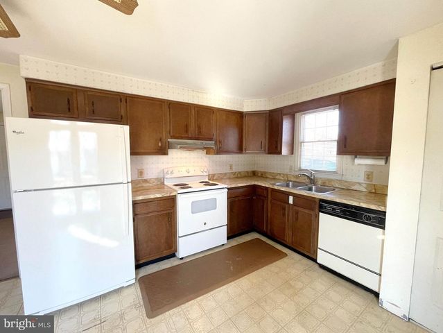 11414 FORT WASHINGTON RD, Fort Washington, MD 20744