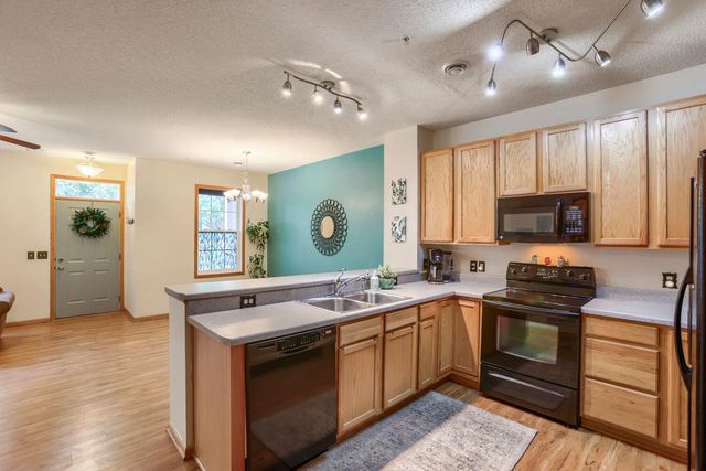 11041 Fergus Street NE B, Blaine, MN 55449