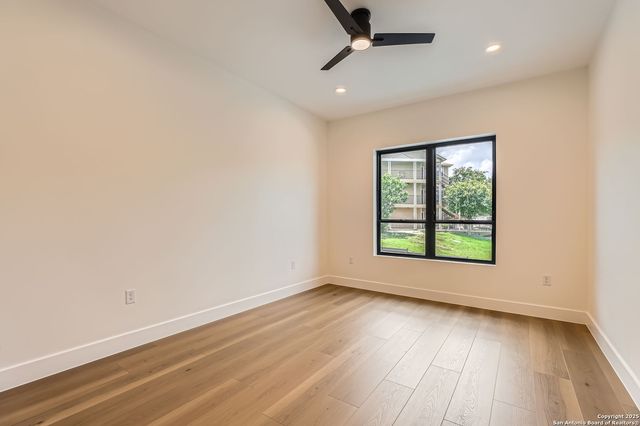10899 S Hausman Rd 201, San Antonio, TX 78249