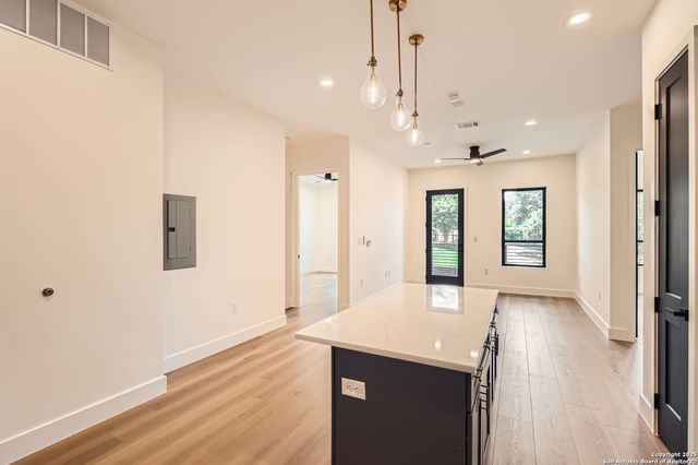 10899 S Hausman Rd 201, San Antonio, TX 78249