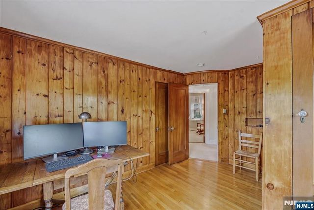 15 Short Place, Harrington Park, NJ 07640