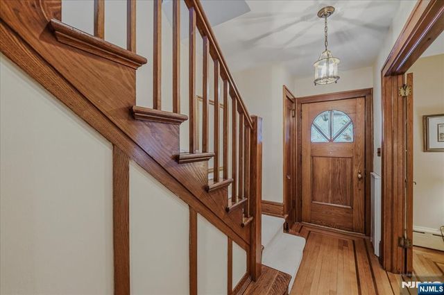 15 Short Place, Harrington Park, NJ 07640