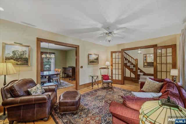 15 Short Place, Harrington Park, NJ 07640