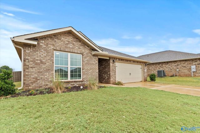 155 Hazel Pine Trail, Hazel Green, AL 35750