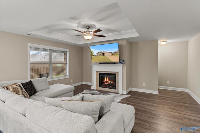 155 Hazel Pine Trail, Hazel Green, AL 35750