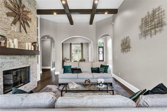 4621 QUAIL Court, Flowery Branch, GA 30542