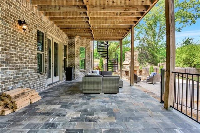 4621 QUAIL Court, Flowery Branch, GA 30542