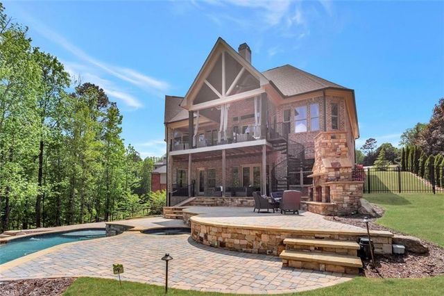 4621 QUAIL Court, Flowery Branch, GA 30542