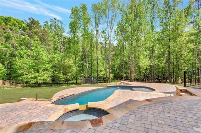 4621 QUAIL Court, Flowery Branch, GA 30542