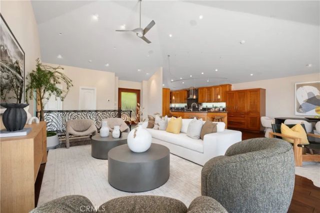 535 High Dr, Laguna Beach, CA 92651