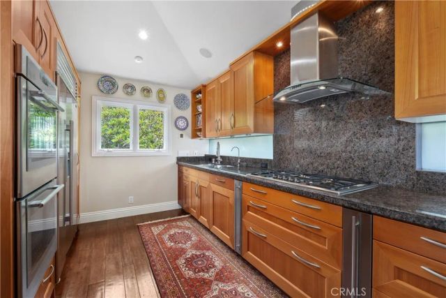 535 High Dr, Laguna Beach, CA 92651