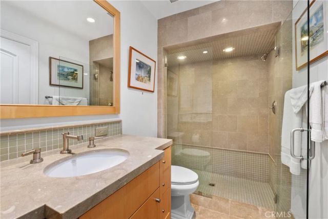 535 High Dr, Laguna Beach, CA 92651