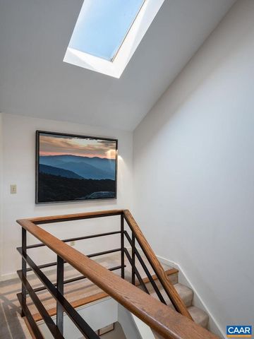 503 NE 2ND ST, Charlottesville, VA 22902