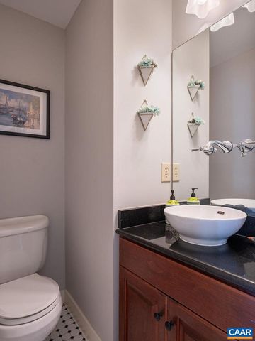 503 NE 2ND ST, Charlottesville, VA 22902