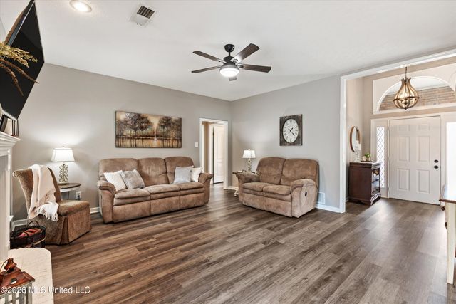 4912 Jessica Drive, Southaven, MS 38672