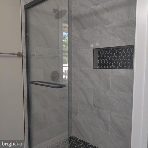 1419 E ST, Woodbridge, VA 22191
