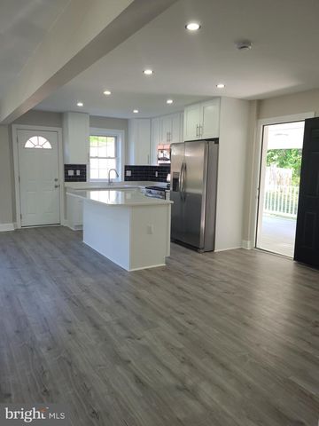1419 E ST, Woodbridge, VA 22191