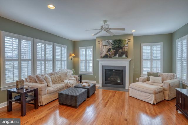 241 WICKERBERRY DR, Middletown, DE 19709