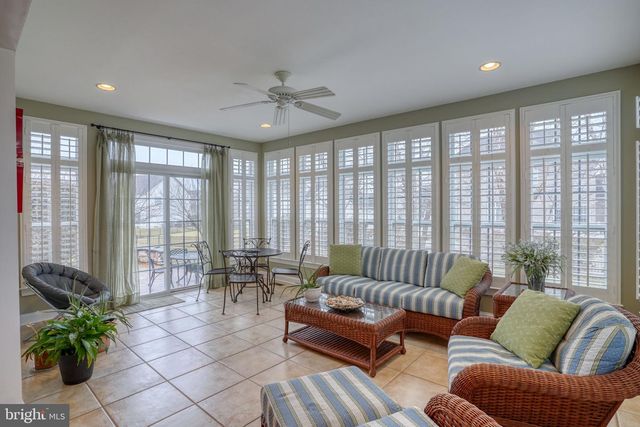 241 WICKERBERRY DR, Middletown, DE 19709