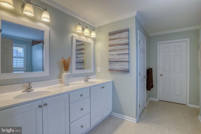 241 WICKERBERRY DR, Middletown, DE 19709