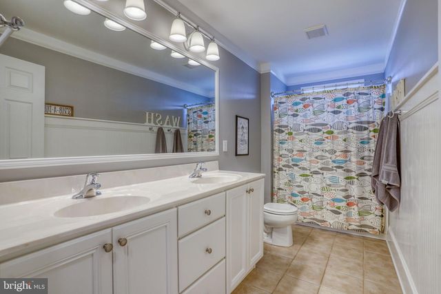 241 WICKERBERRY DR, Middletown, DE 19709