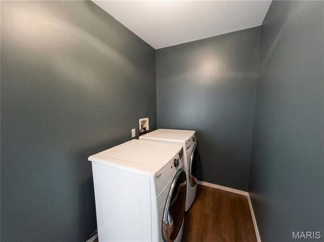 519 Steepleton Court, Ballwin, MO 63021