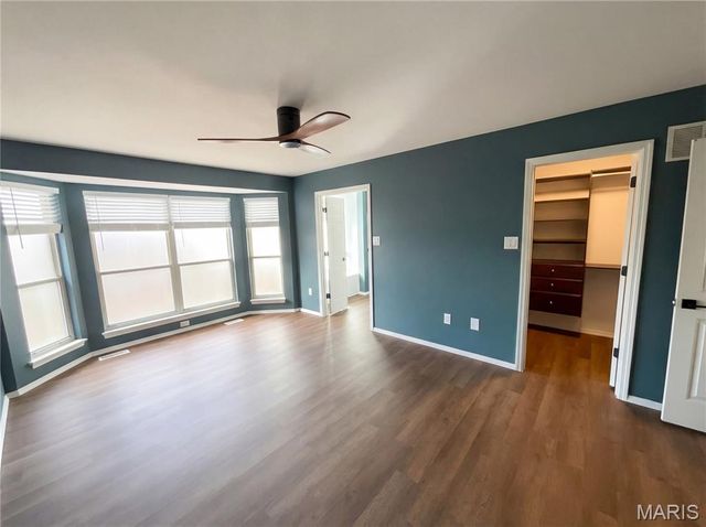 519 Steepleton Court, Ballwin, MO 63021