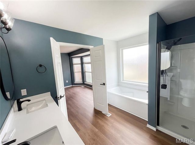 519 Steepleton Court, Ballwin, MO 63021