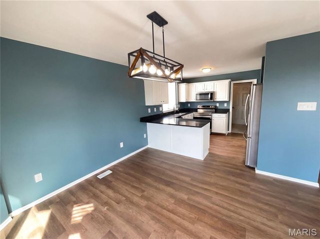 519 Steepleton Court, Ballwin, MO 63021