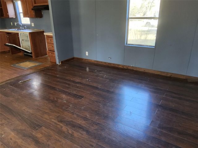 3118 Flora Street, Vidor, TX 77662