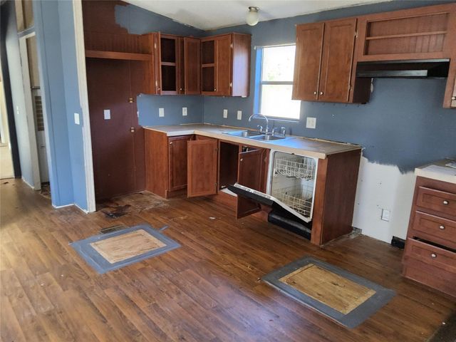 3118 Flora Street, Vidor, TX 77662