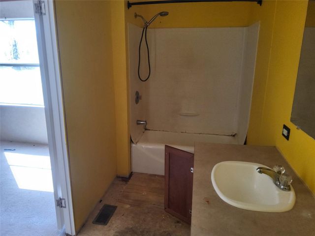 3118 Flora Street, Vidor, TX 77662