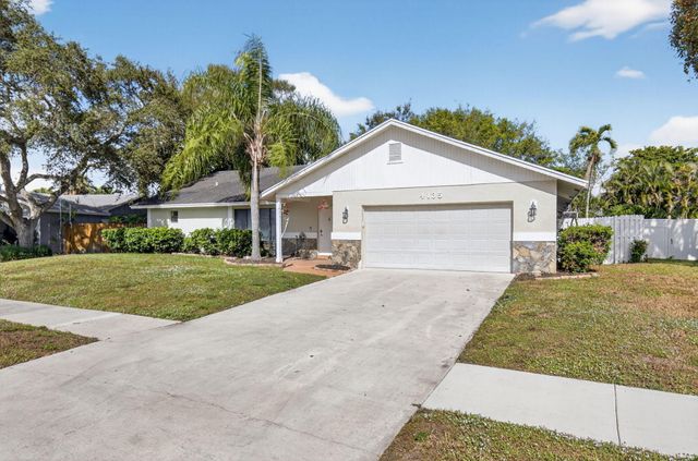 4135 Bay Laurel Way, Boca Raton, FL 33487