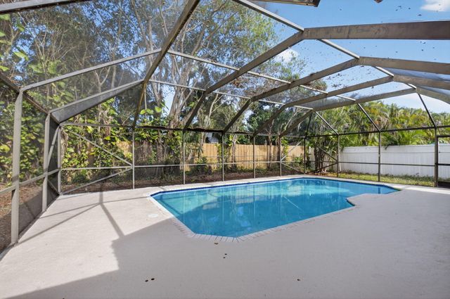 4135 Bay Laurel Way, Boca Raton, FL 33487
