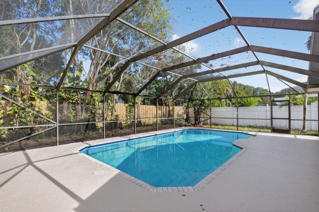 4135 Bay Laurel Way, Boca Raton, FL 33487