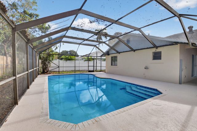4135 Bay Laurel Way, Boca Raton, FL 33487