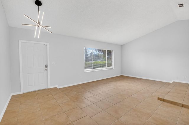 4135 Bay Laurel Way, Boca Raton, FL 33487
