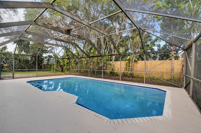 4135 Bay Laurel Way, Boca Raton, FL 33487