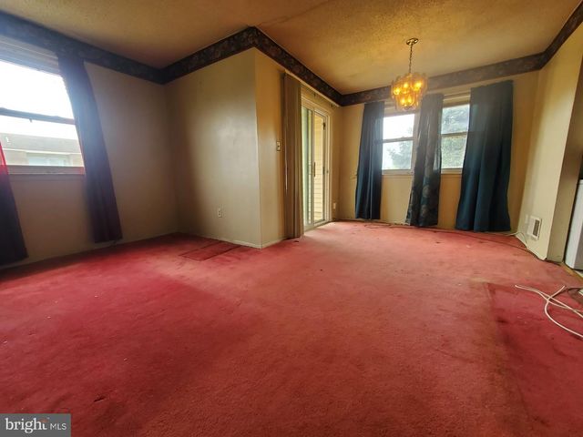25--7 FLORENCE TOLLGATE PL, Burlington, NJ 08016