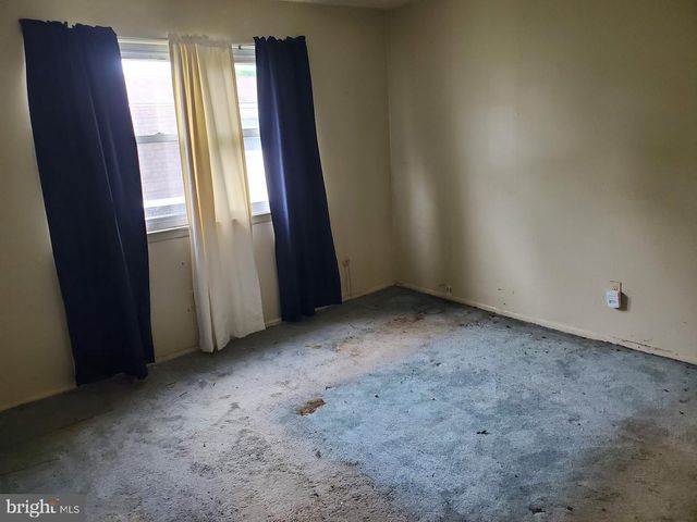 25--7 FLORENCE TOLLGATE PL, Burlington, NJ 08016