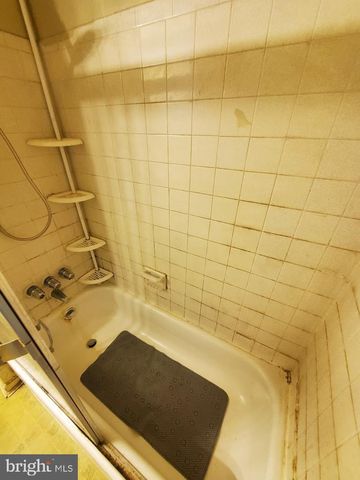 25--7 FLORENCE TOLLGATE PL, Burlington, NJ 08016