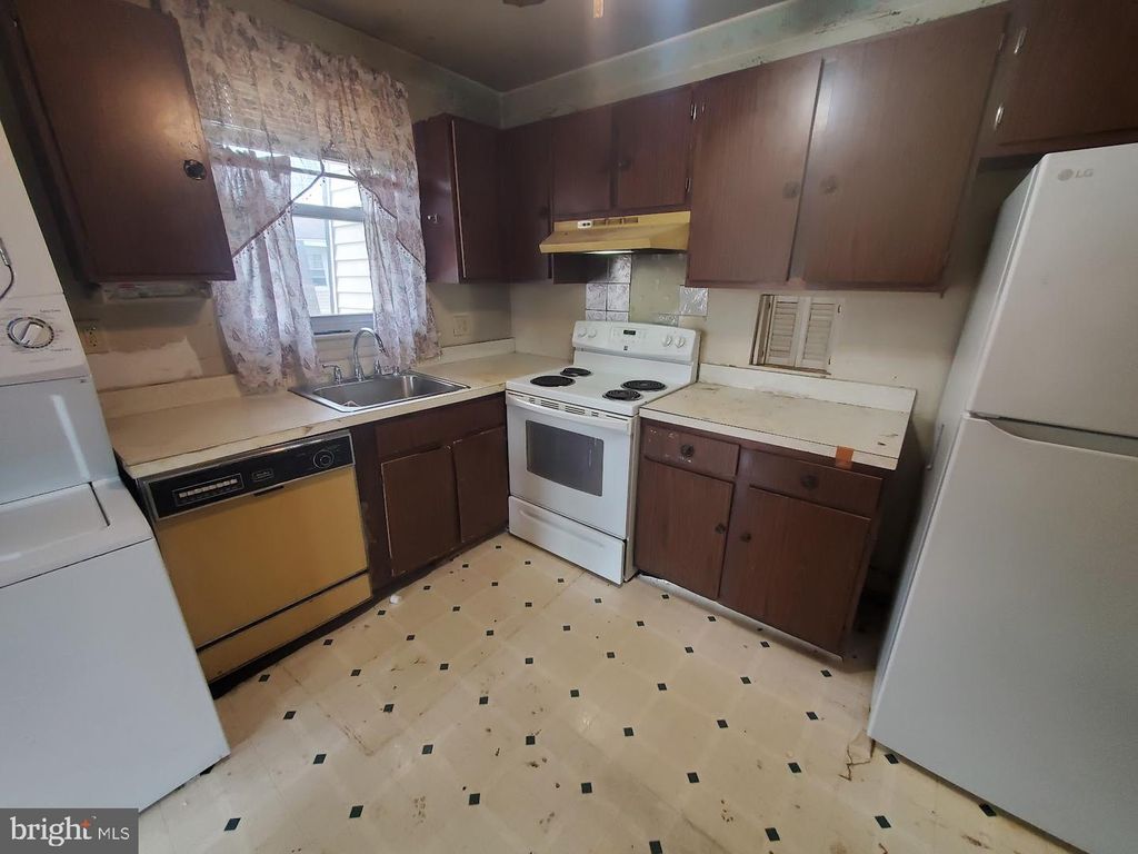 25--7 FLORENCE TOLLGATE PL, Burlington, NJ 08016
