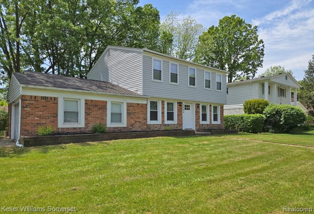 2684 Coral Drive, Troy, MI 48085