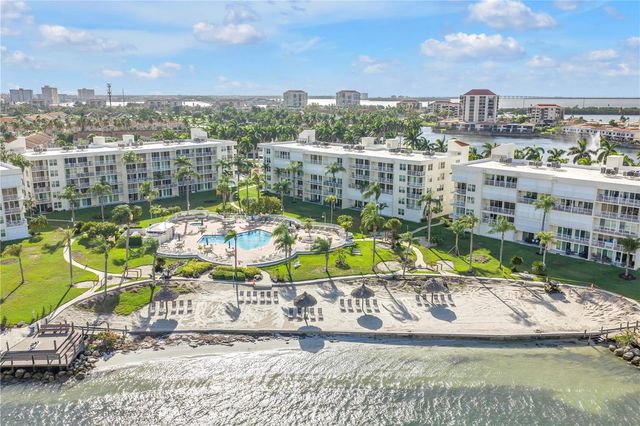 6001 BAHIA DEL MAR CIRCLE 428, St Petersburg, FL 33715