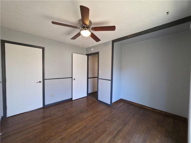 836 W Charles Street, Independence, MO 64055